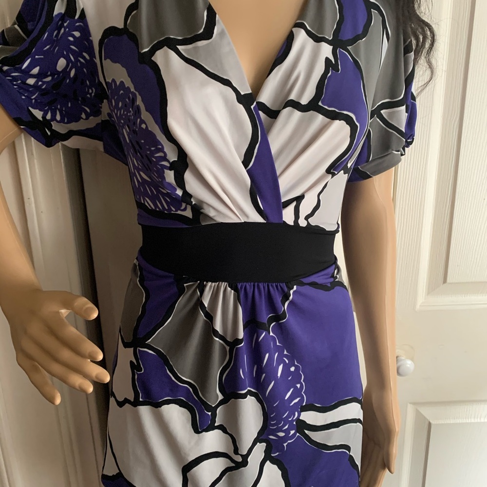Gray and Purple Flower Shirt - Picture 2 of 16
